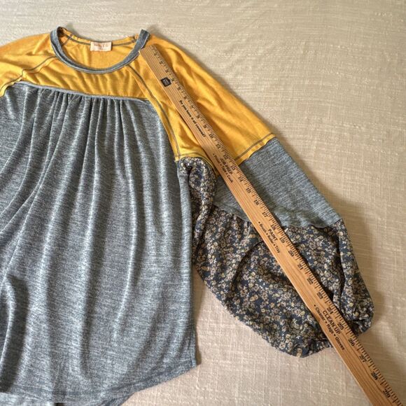 HAILEY & CO Mixed Fabric Balloon Sleeve Oversized Large Boho Summery Floral Top - Picture 8 of 12